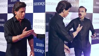 Shahrukh Khan Force For Solo By Baba Siddique Iftar Party Inside Video