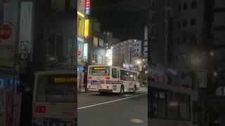 廃車近い？京王バスJ40541 夜間車高灯（前部上側端灯）点灯して走行中 日産デ/西工KL-UA452KAN改’05年車（京王の車高灯は’07年度車以降廃止されてます）