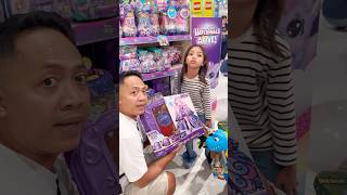 LEIKA DAPET MAINAN BARU DARI AYAH DAN BUNDA #leika #shorts #viralvideo