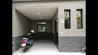 賀成交Google 土城房屋阿德 趙育德0958702518屋主急售558萬，桃園市楊梅區中正路2層樓透天別墅+1車位 專賣 台北市 新北市 桃園市 歡迎找我買屋賣屋 服務範圍：台北市 新北市 桃園市