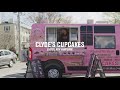 How I Live Free: Clyde's Cupcakes