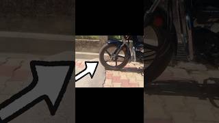 how to cross speed breakers like a pro for beginners 🥰 | #shorts #bike#howtorideamotorcycle#ytshorts