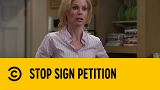 Stop Sign Petition | Modern Family | Comedy Central Africa