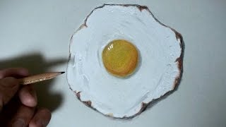 色鉛筆で目玉焼を描いてみた　Realistic colored pencil drawing of a fried egg