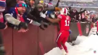 Bills Have A Snow Ball Fight With Fans After Winning Touchdown