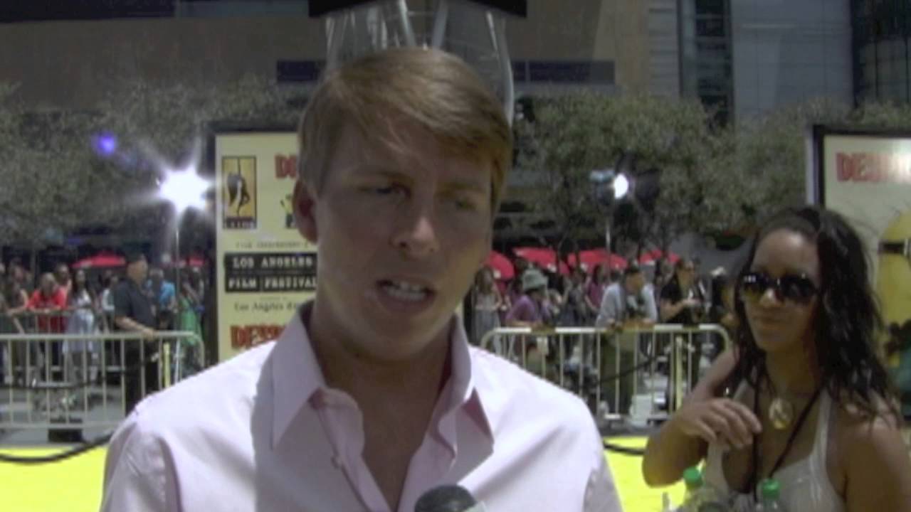 Jack McBrayer Interview - Despicable Me - YouTube