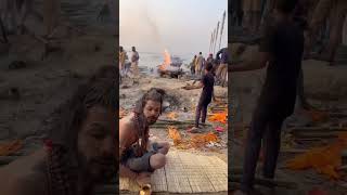 Aghori at Manikarnika Ghat Varanasi #manikarnika #manikarnikaghatvaranasi #aghori #shorts #viral #yt