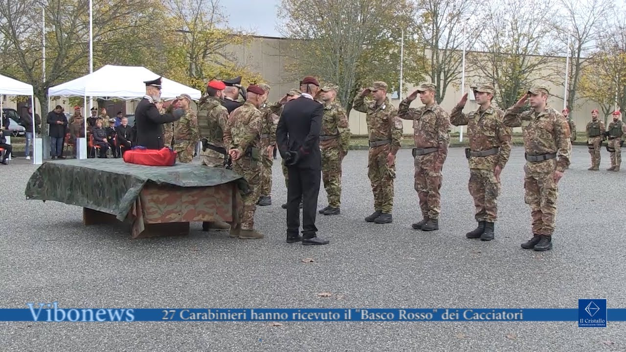 27 Carabinieri Hanno Ricevuto Il "Basco Rosso" Dei Cacciatori - YouTube