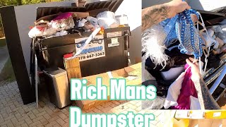 Have you ever wondered what billionaires throw out in the trash ?