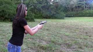 KIRSTI from Brandon401401 SHOOTS the 500 MAGNUM!