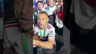 MOMENTO QUE RAFINHA CRIOU NOVA MUSICA PARA O SÃO PAULO! (Copa do Brasil)