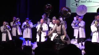 Grachsymphoniker Auftritt am Schotte Soirée 2015  Yylauf und Umbrella