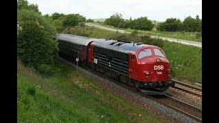 Museum trains in Denmark: Diesel locomotive MY1159 transports a special train to Randers. EDK023497