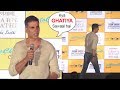Akshay Kumar Angry On Reporters Embarrassing Questions Amp Walks Off From Stage