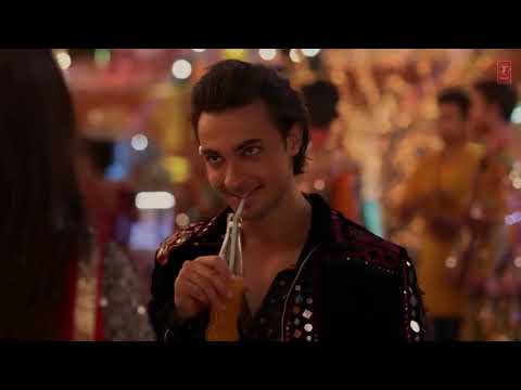 Dholida Song Ft_ Ayush Sharma....from Loveyatri...... - YouTube