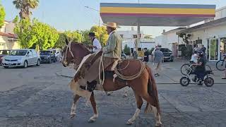 EL ABUELO CAMPERO DESFILANDO PARA EL DÍA DE LA TRADICIÓN 🇦🇷