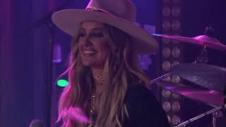 Lainey Wilson Heart Like A Truck NYE LIVE Nashville s Big Bash CBS Performance