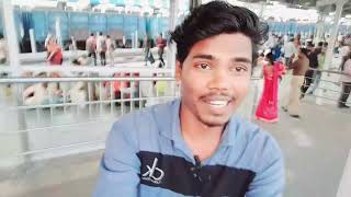 तिरछी निगाहें reaction  ❤️🤗//station par cute girl reaction //prayagraj station