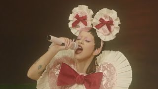 Melanie Martinez - High School Sweethearts (Live Can’t Wait Till I'm Out Of K-12 Virtual Tour) [HD]