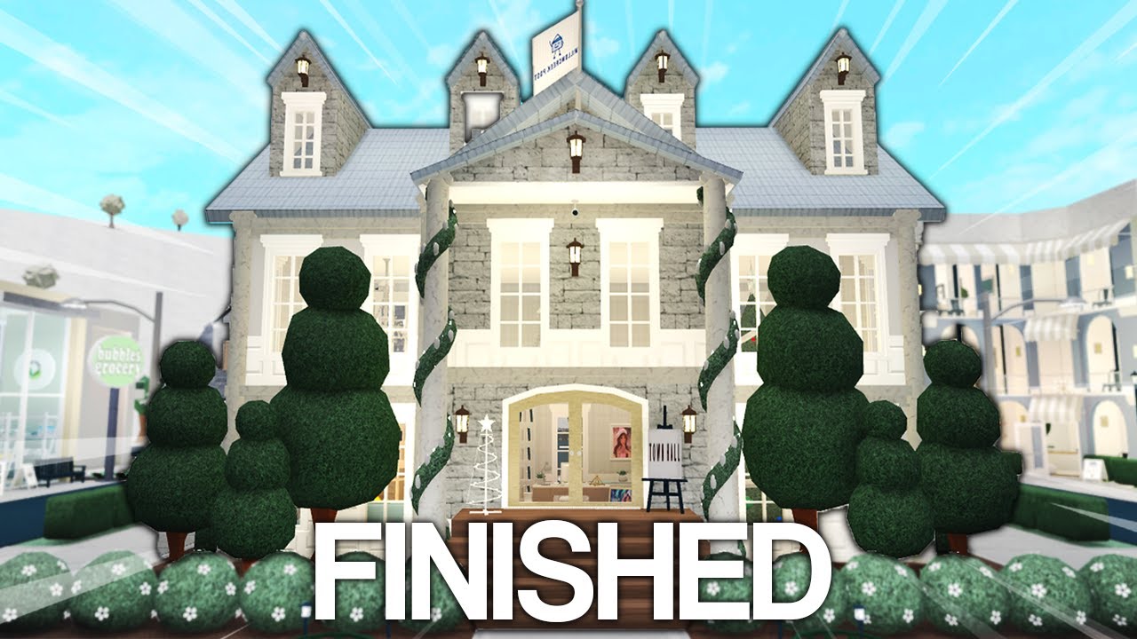 I Finished My Bloxburg Town Youtube