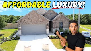 We Found $300,000 New Construction Homes in San Antonio's TOP Master Planned Community!