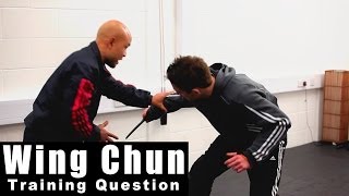 Wing Chun training - wing chun weapon how to defending throat cut Q92