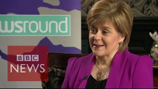 Nicola Sturgeon grilled by school kids on Newsround - BBC News