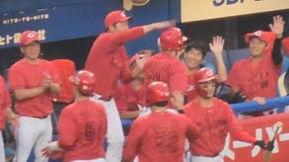 坂倉将吾第8号先制3ランホームラン！