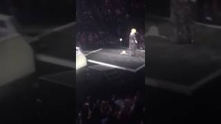 Adele on Skyfall Madison Square Garden
