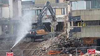 They Are Cracking On Bonny Street Buildings Demolition Blackpool