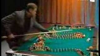 Amazing Billiards Dominos Effect