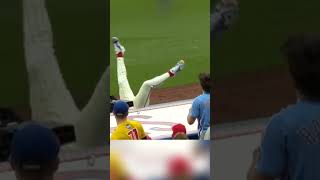 It's not good in this game🤸🏼‍♂️🤯❗  #baseball #nhl #mlb #bhfyp #baseballplayer #skills #shorts #viral