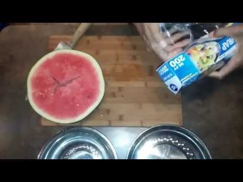 Cut & Store A Watermelon Without Poisoning It With Plastic... Cut & Store A Watermelon Without Poisoning It With Plastic...