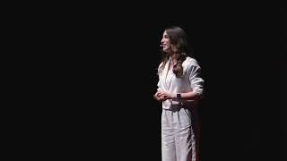 كبرت البنوتة | سارة خصاونة | TEDxAlWeibdeh