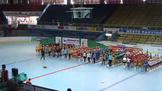 Vyhlášení výsledků - velké formace baton seniorky - MČR Karviná 2014