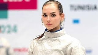 “最も美しい五輪選手”フェンシング美女ルカ、W杯で個人6位・団体優勝！「強い気持ちで勝利した」