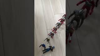 ウルトラマンのソフビフィギュアでドミノをやってみた【ultraman】この動画の裏話は概要欄をご覧ください#shorts