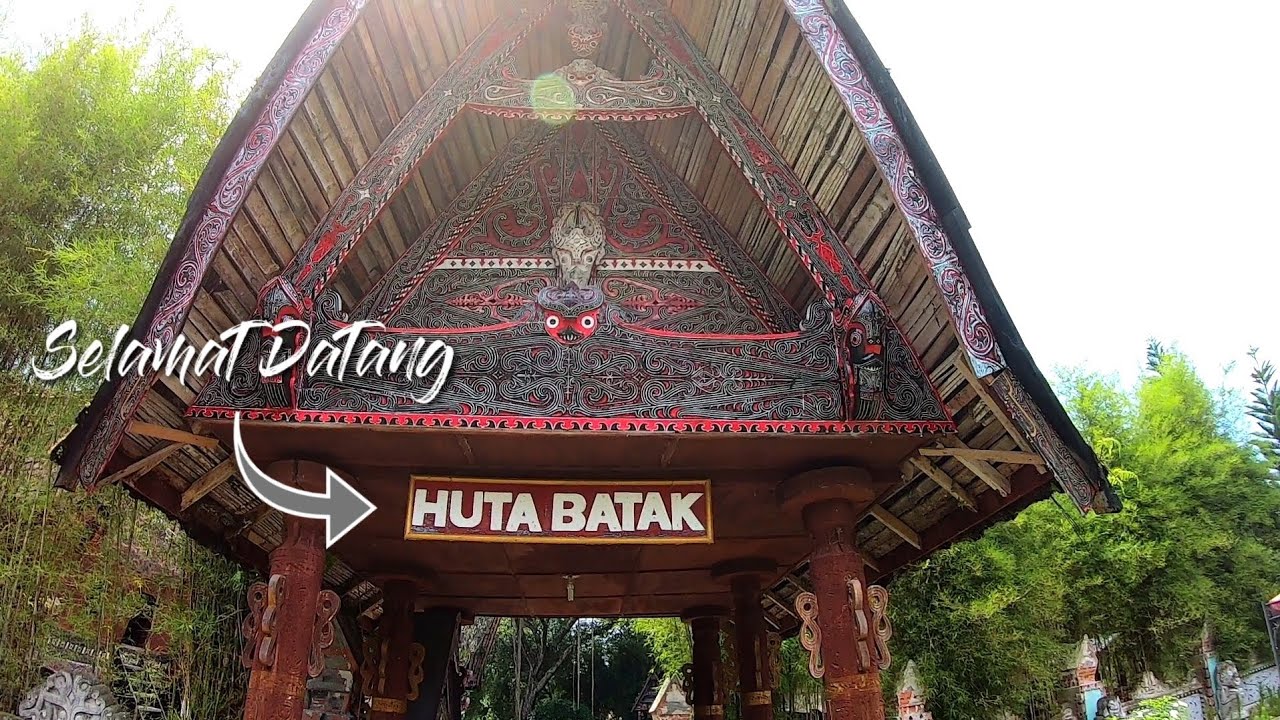 Huta Batak Sumatera Utara Museum TB Silalahi Center - YouTube