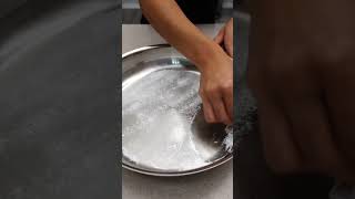 How to remove stains from your stainless steel pan