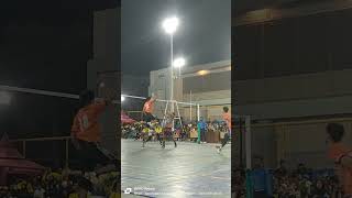 Spike Smash mbledos Farhan Pemain Timnas Bola Voli  U 20 di Final Kapolres Cup 2 Tuban