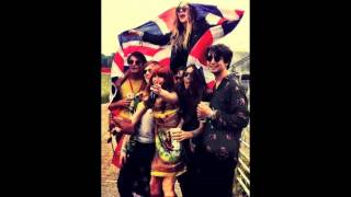 Glastonbury 2013 - Haim interviewed by Nick Grimshaw on BBC radio