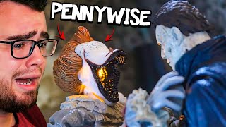 PENNYWISE vs MICHAEL MYERS But They Are TOYS! (Fight)