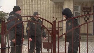 В Столбцах школьник убил учительницу и подростка ножом. Первые кадры с места трагедии