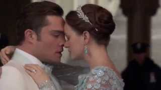 Gossip Girl 6x10 - Chuck & Blair get married '3 words 8 letters', then Chuck is arrested