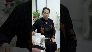 001_儿媳粗心大意丢钱垂头丧气，婆婆巧施妙计，让她重新展露笑颜 #欢乐亚运会  #夏日气象剧  #快手小剧场 #www #tvdrama #funny