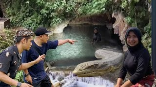 Viral seorang wanita diculik ular siluman masuk dalam sungai bawah tanah jawa tengah