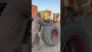 Truck Tyre Changine Process #ytshorts #truck #amazingthingstv