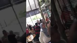 Sehati Sejiwa Apabila Tuan Cafe Bukak Lagu Negaraku