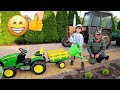 FARMER MARCEL POMAGA DZIADKOWI I BEN10