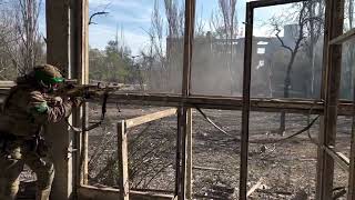 Toretsk - XX.11.2024. A Ukrainian Fighter Fires At Russian Positions With A German MG5 Machine Gun.